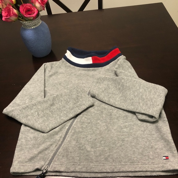 Vintage Tommy Hilfiger crop top sweater - Picture 3 of 6